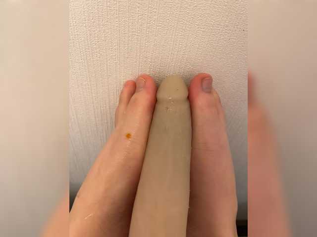 Скріншоти передачі YourPrettyLegs