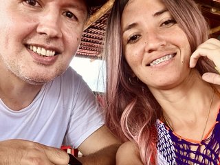 Еротичний відеочат YovannaFoxCo