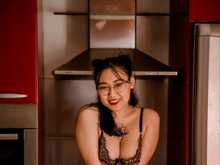 Еротичний відеочат YukiLewd