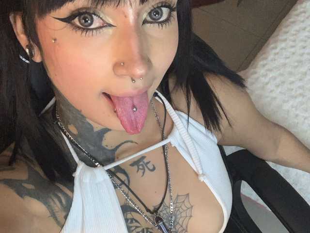 Фото профілю Yuliana-Demon