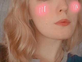 Еротичний відеочат yumi-tyan