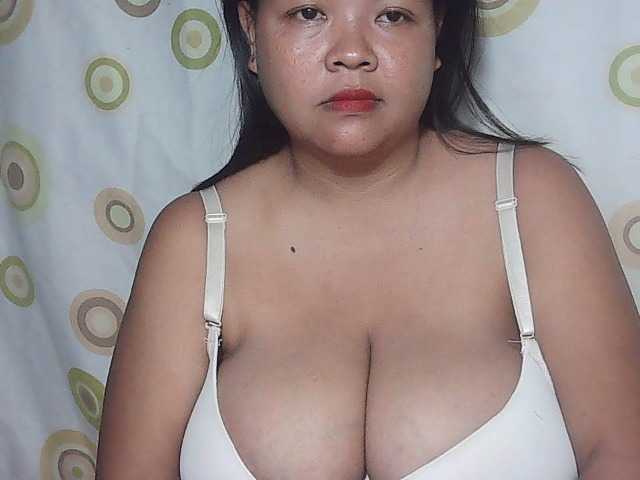 Скріншоти передачі yummytits28