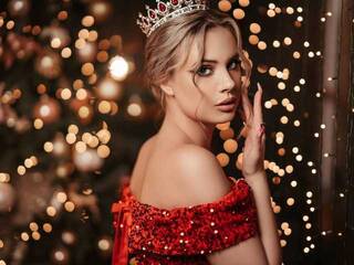 Еротичний відеочат YungEllita