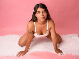 Еротичний відеочат YvonneCollins