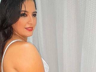 Еротичний відеочат ZahiraChannel