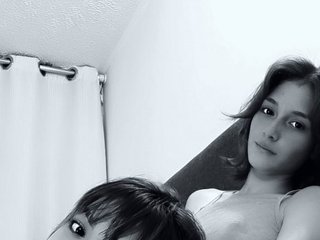 Еротичний відеочат zoemely