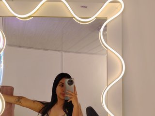 Еротичний відеочат ZURY-TAY